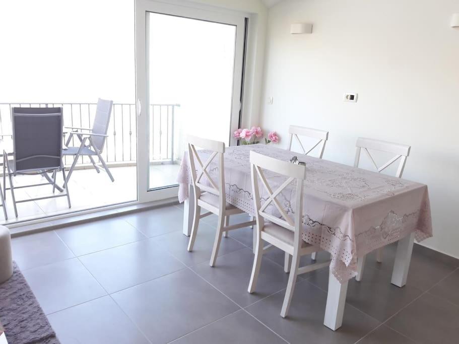 2Br Apartment With Pool Kotor Zewnętrze zdjęcie